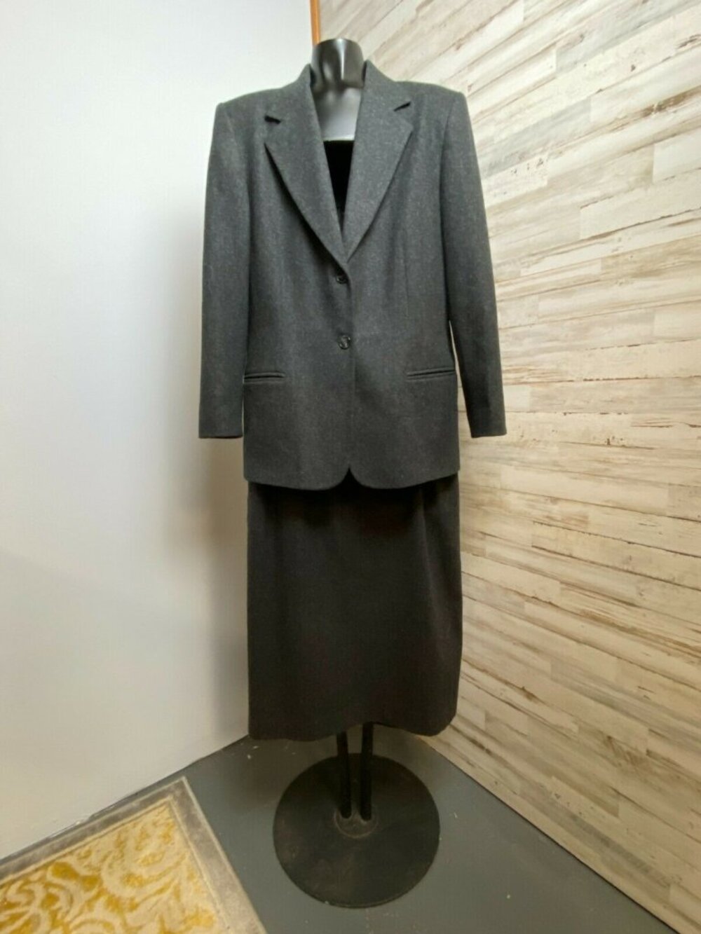 Pendleton Womens Gray Wool Suit Set - Jacket & Skirt Size 14 Professional Busine